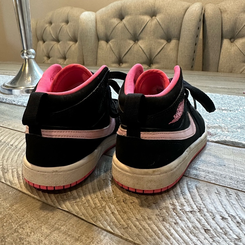 Jordan one mid - Picture 2 of 4